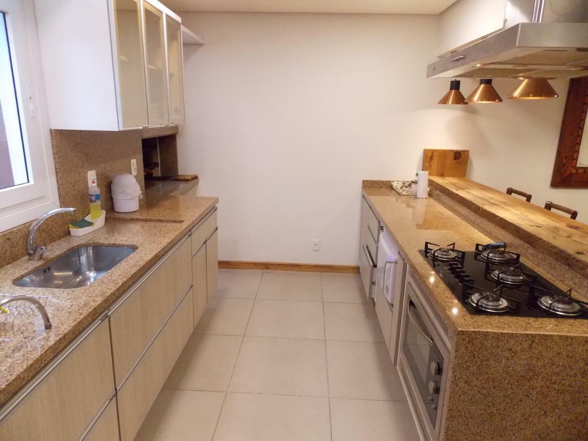 Triplex 3 Suites Em Canela Exterior foto